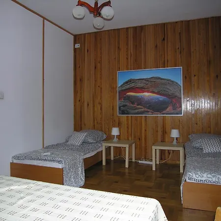 Wawer Vandrarhem Warszawa